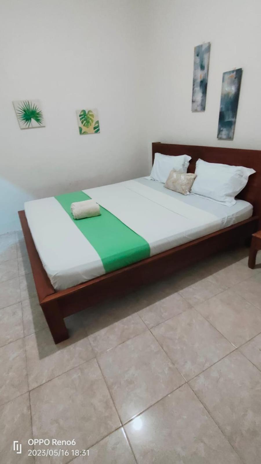 Pineapple Guest House Gili Air Quarto foto